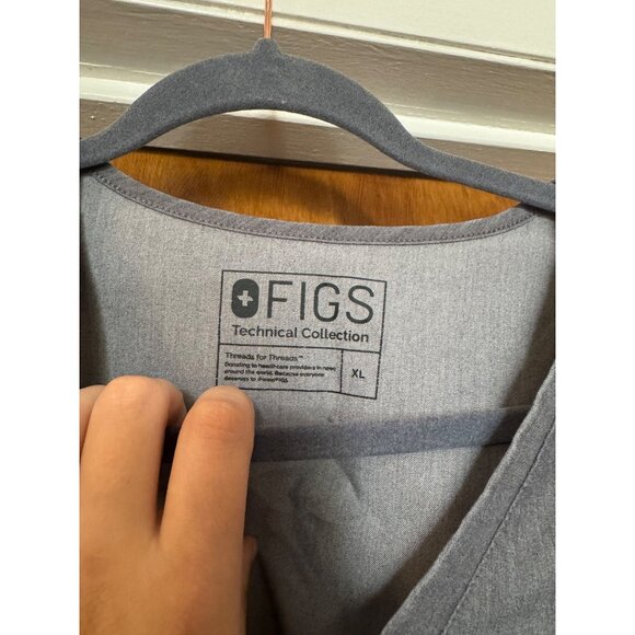 Figs Technical Collection Gray Scrub Top Size XL One Pocket - Picture 3 of 4
